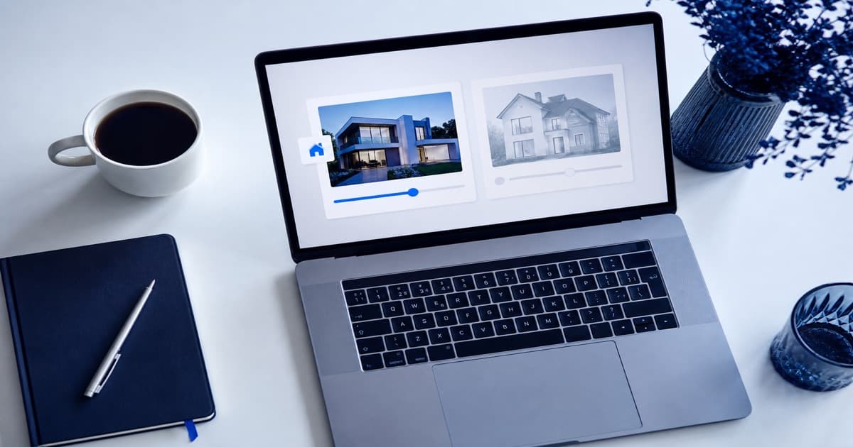 Vergelijking van woningwaarde-widgets op een laptop van een makelaar